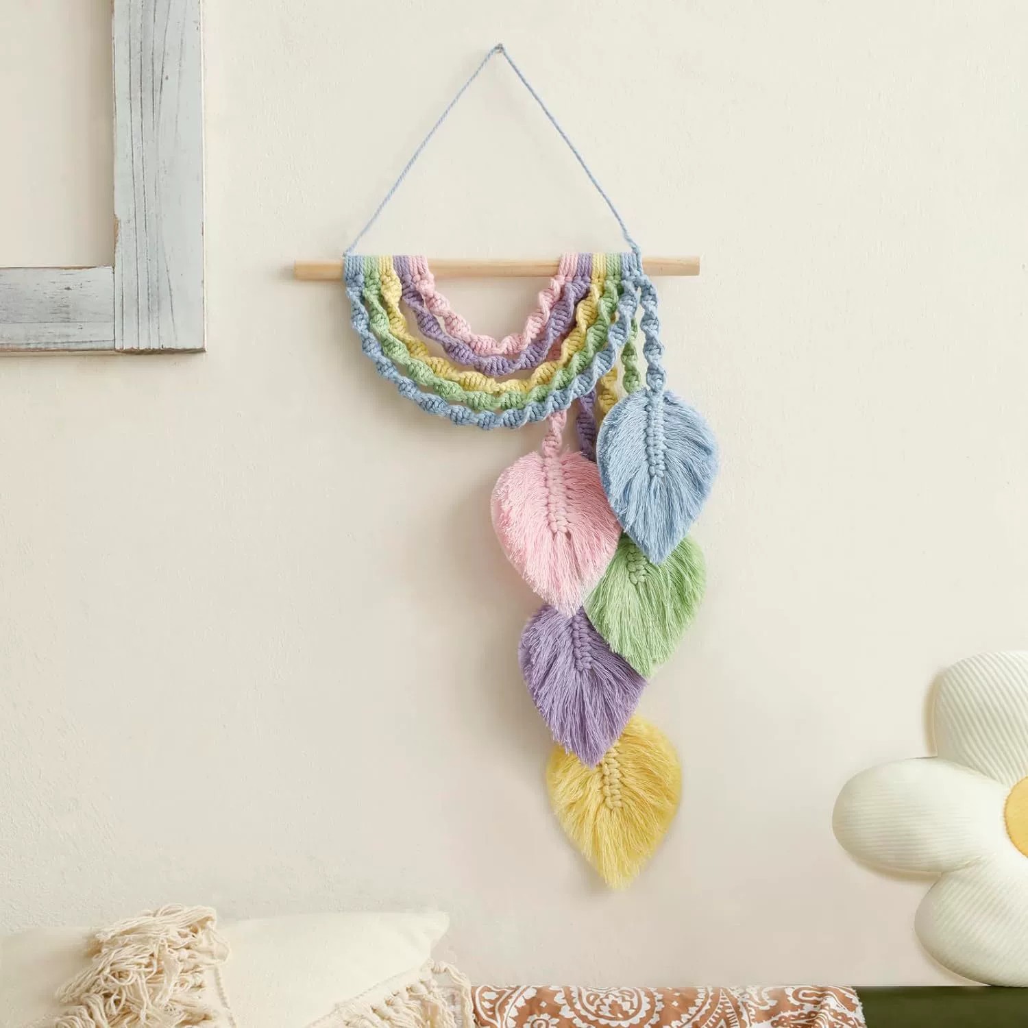 Tapestries Rainbow Leaves Feat - огляд і ціна Home Textiles Europe